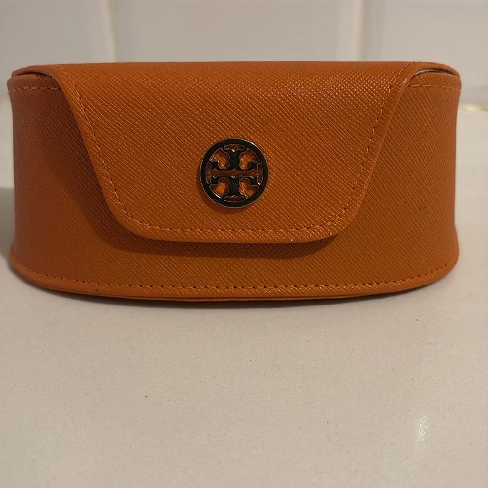 Tory Burch Sunglasses Case Only Size OS